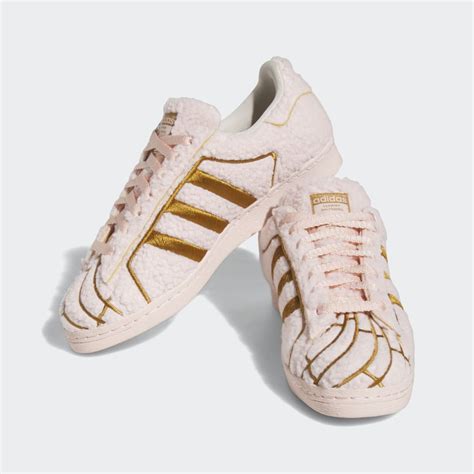 adidas concha shoe.